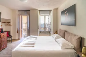 Maison Soleil -On the Way - Short-term rentals Italy - Image 5