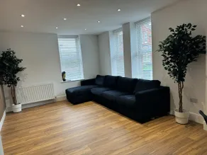 Entire apartment in Waterloo, Crosby, Liverpool - Image 4