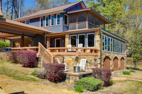 Luxurious Lakefront Paradise in Scottsboro w/ Dock - Image 2