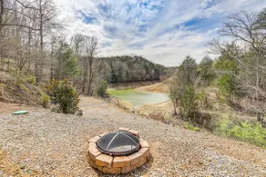 Waterfront Dandridge Cabin, 24 Mi to Pigeon Forge! - Image 2