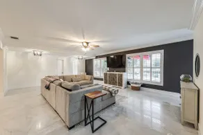 Pool & Home Theater: Lighthouse Point Home! - Image 4
