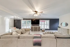 Pool & Home Theater: Lighthouse Point Home! - Image 5