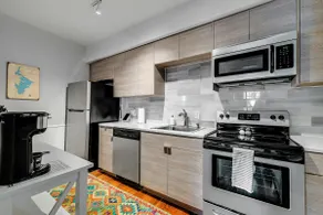 20% Off May! Buchanan Ste, 1 Block To Downtown - Image 3