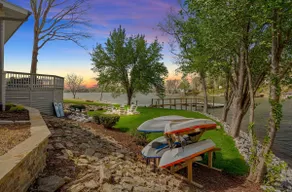 Sunset Cottages by SoCharm | Intimate Getaway - Image 4