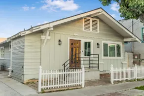 Pet Friendly, Modern, Mins to Retro Row & Beach - Image 5