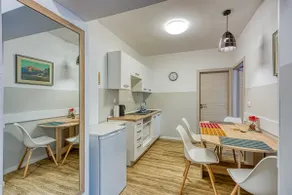 Dinner 2BR Apartment in Central Novo Mesto - Image 2