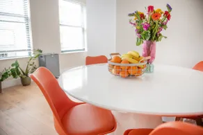 John Street Modern Two Bed Apartment - Image 3
