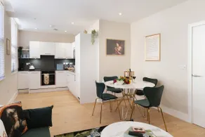John Street Modern Two Bed Apartment - Image 2