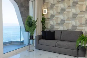 Ivory Suite seafront with views!- Fl 9 by Homely - Image 3