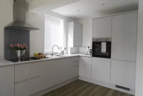 Crossways - a modern two bedroom village apartment close to cheltenham - Image 4