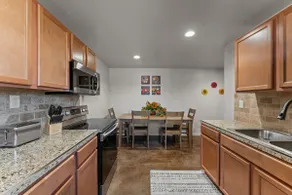 Rancho Vista Dos/horse corrals/WD/full kitchen - Image 5
