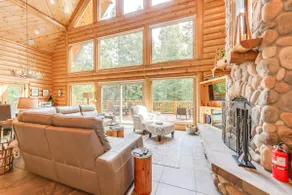 Mountain Cabin w/ Hot Tub: 4 Mi to Shaver Lake! - Image 4