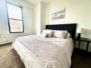 Old Market Oasis Top Floor Loft 511 - Image 3