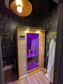 Sauna | Game Room | 5 to DTWN - Image 4