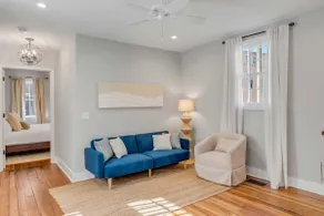 Cozy, Historical Home, 150ft. to King St! - Image 5
