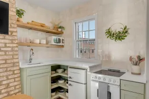 Remodeled 3bd, Marble Bathrooms, 150ft to King St! - Image 4