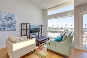 Sleek Oxnard Townhouse w/ Balconies: Walk to Beach - Image 4