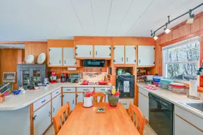Serene Home Between Lake Jocassee & Lake Keowee - Image 3