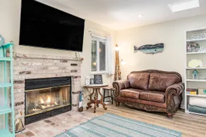 Redwood Home - view of the river! - Image 2