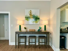 Bright & Airy 2BR 1BA Home Near The Riverfront - Image 4