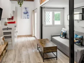Madrid Villaverde IV, Studio with patio and AC - Image 5