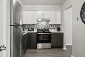 Chateau 506 Stunning in Wilmington, Free Parking! - Image 3