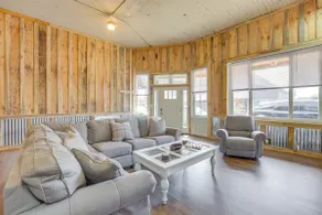 Downtown Lineville Vacation Rental ~ 10 Mi to Lake - Image 5