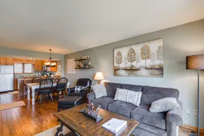 Galena Townhome w/ Deck & Golf Course View! - Image 5