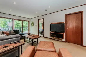 TGIF - Serene Waterfront Retreat - Image 5