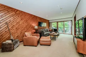 TGIF - Serene Waterfront Retreat - Image 4