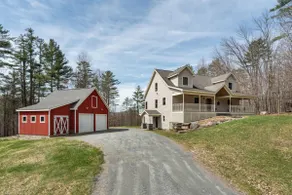 Serene 4-BR Retreat 11-min to Okemo - Image 2