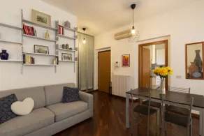 Urban Retreat - Isola District - Image 5