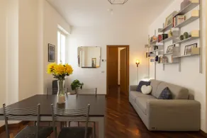 Urban Retreat - Isola District - Image 3