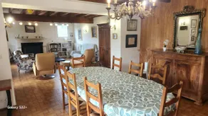 Spacious house with large garden in Valdivienne - Image 4