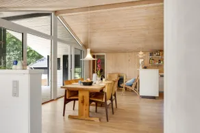 The Fox House - Image 5