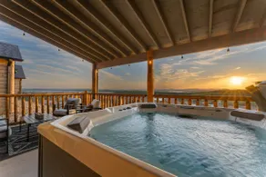 Luxury Lakeview, Hot Tub, Pickleball, Zero Stairs! - Image 3