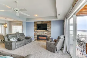 Pool Access at Waterfront Lake Ozarks Rental! - Image 4