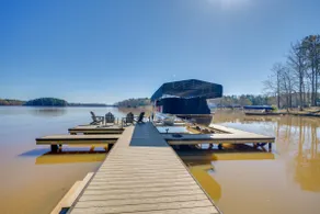 Lakefront Lake Oconee Home: Boat Dock + Hot Tub - Image 2