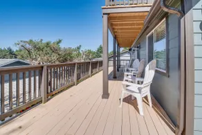Chic Westport Vacation Rental, Walk to Beach! - Image 2