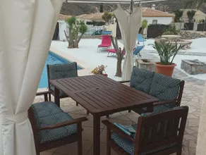 Family Villa for 6 with a pool, A/C, Wi-Fi, and parking - Image 2