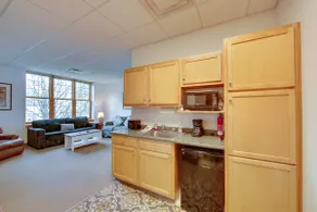 20 Mi to Dtwn Pittsburgh: Pet-friendly Apartment - Image 2