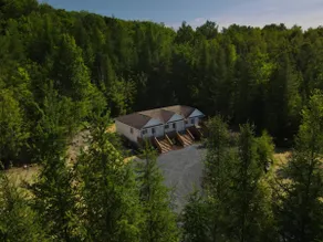 Chalet in Shefford - Chalet 5 - Image 2