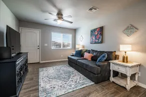 Chic duplex retreat in Central Kingman! - Image 3