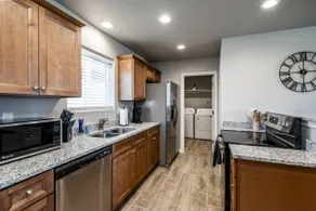 Chic duplex retreat in Central Kingman! - Image 2