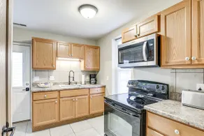 Pet-friendly Pacific Cottage Near Purina Farms! - Image 3