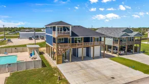 Anchors Aweigh Fantastic Home Views Guests Love - Image 2