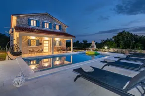 Villa Leana, a beautiful stone villa in a tranquil location - Image 2
