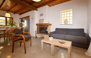 Cozy home in Popolasca with house a mountain view - Image 4