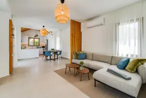 Villa Sophia by Ezoria Villas - Image 3