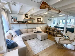 Charming waterfront home. Patio, AC, Shops, Dining - Image 4